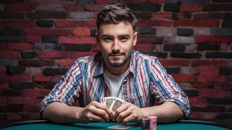 Blackjack dealer hand showing King and 5 total of 15